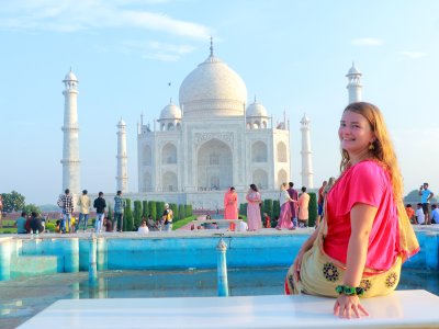 Private Taj Mahal & Agra Fort Half-Day Tour by Car